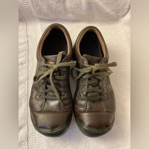 Keen Austin Leather Casual Walking Shoe Brown Lace Up Size 9.5